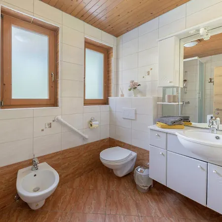 Apartma Apartma Ani *